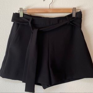 Stylish Pinko Dress Shorts Size 2 - like new